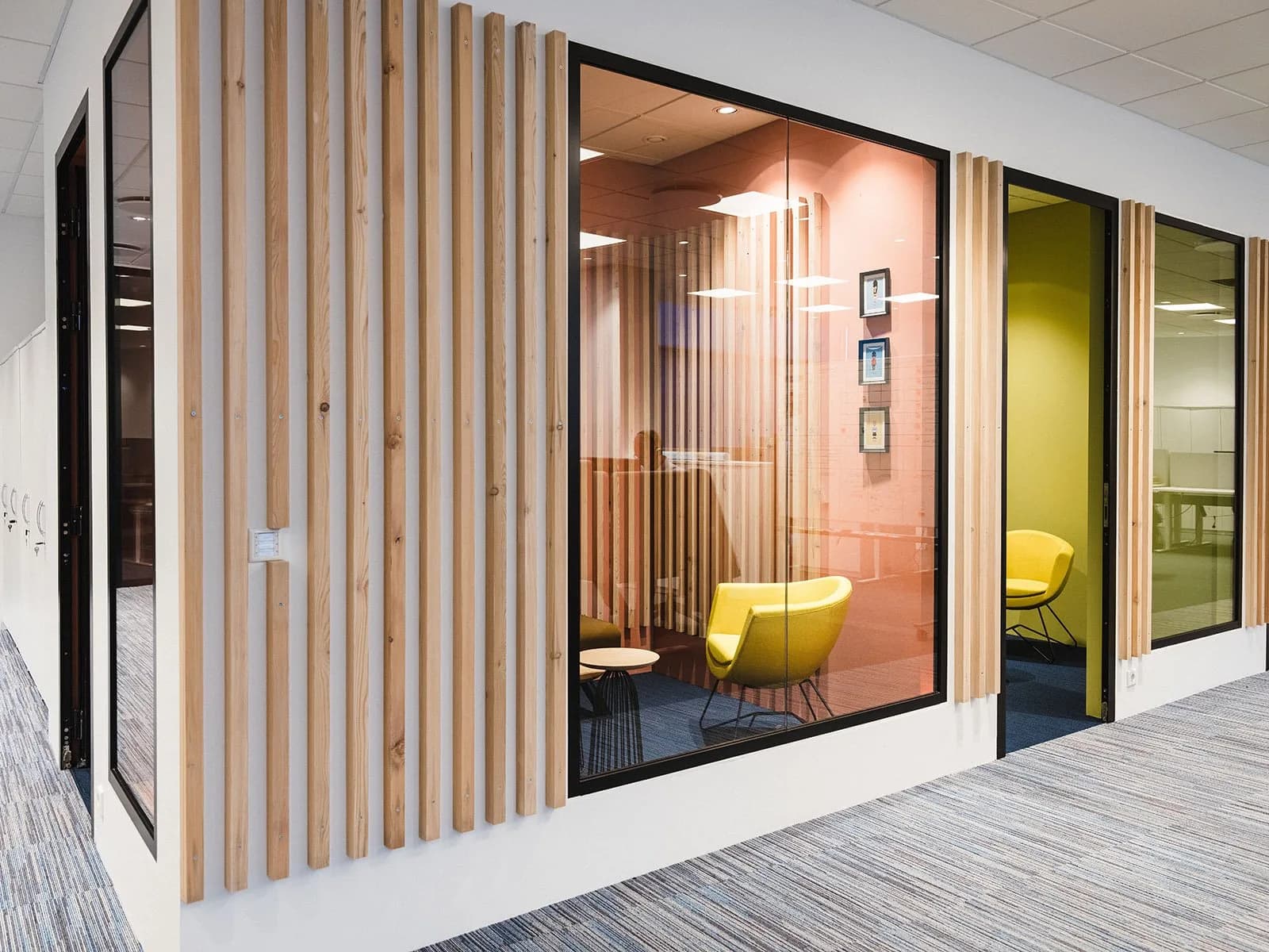Interior design for VÍS
